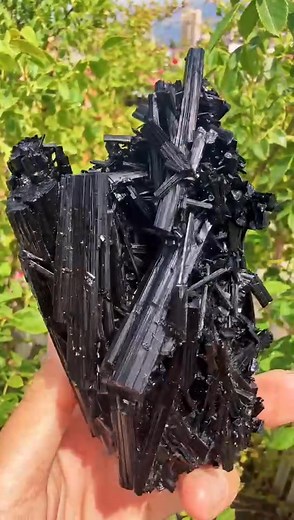 New rough black tourmaline | Appreciation of Rough Crystal