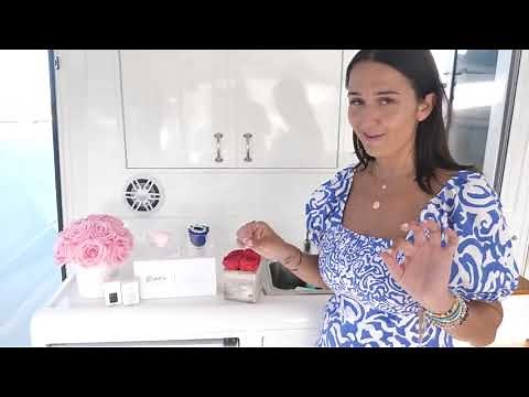 Sailing Doodles - Bobby gets flowers that won't die for the boat! (Eternal Fleur)