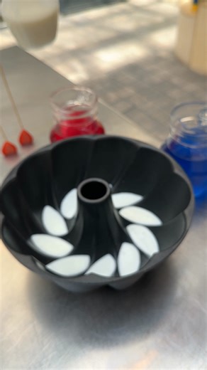 39K views · 148 reactions | Fourth of July Jello Cake! Sweet, wiggly, and perfectly patriotic  #fblifestyle | Chefclub Network | Facebook