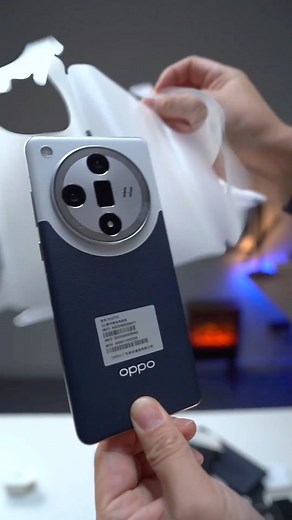 327K views · 3.6K reactions | OPPO Find X7 immersive unboxing not much to say fans take a look first unboxing oppofindx7 Asmr | Mobile-Tech | Facebook