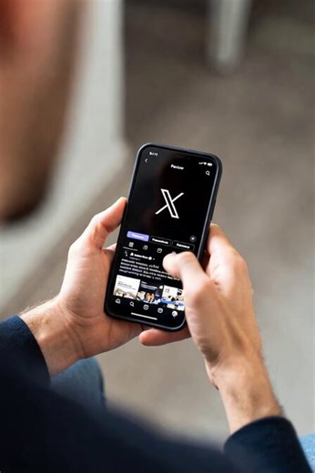 ¿Ya descargaron X chat en iOS?Quiero conocer sus experiencias. Yo todavía no lo he podido descargar porque tengo Android.¿Cuál ha sido la primera impresión al usarlo? ¿Si podrá competir con WhatsApp? Los leo 👀