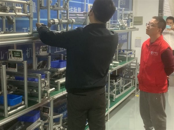 低成本智能自动化：两节升降模块