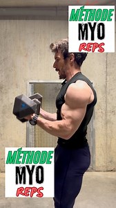 Les myo reps c’est pas magique mais parfois ça peut éviter d’avoir à faire plein de séries pour avoir volume suffisant. Je trouve que ça peut être plutôt « rentable » lorsque vous notez une grosse déperdition de reps. Et vous… vous êtes fatigué quand vous faites vos séries ? #fitkanga #myoreps #myoset #musculation #hypertrophie #methode #entraînement | fitKANGA