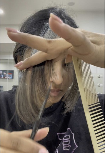 Cutting Bangs: Step-by-Step Hair Tutorial