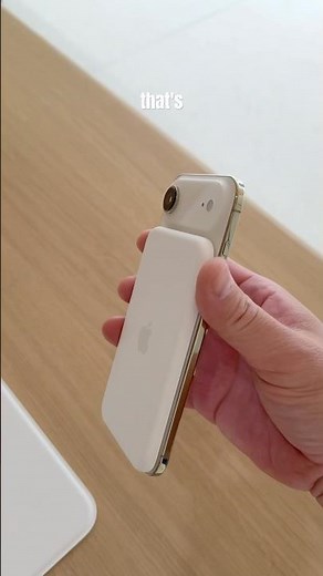 Apple iPhone Air MagSafe Battery Case Hands On: 40 hours?