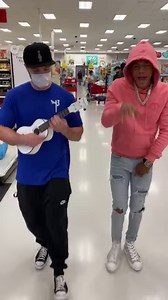 #LEAVEMEONREAD 6/12 I don’t need autotune 🔥🔥🔥 I do this from the heart baby ❤️ Now can you text me back 🥰 Stop leaving me on read ‼️‼️‼️ 🤯🤯 Einer Bankz Target | YK Osiris