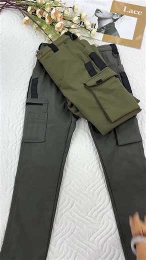 🔥Grab our bestselling men’s cargo pants—fleece-lined for warmth, 320G/M² woven fabric, mid-waist regular fit with pockets, perfect for casual weekends this A/W! #MensFleeceLinedCargoPants #AWWinterCargoPants #BestsellerMenPants #320GM2WovenPants #CasualWeekendWear #HottestCargoPicks #MenSolidColorPants | 𝗙𝗹𝗮𝘀𝗵 𝗦𝗮𝗹𝗲