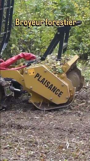 Le broyeur forestier BF 301B Plaisance est compact et efficace #broyeurforestier #landclearing