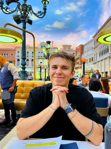 lakarnum ❤❤film: z awizo tv nie wiem dlaczego ale ja awizo i lakarnuma shipuje od długo ❤❤❤❤❤