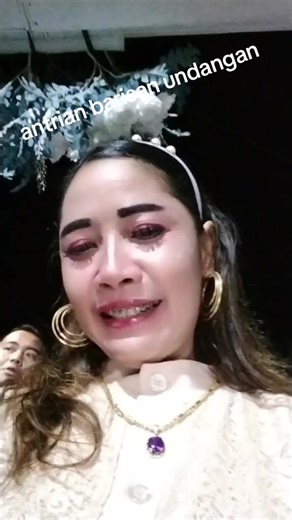 ratu tik tok (@ratu_tiktok85)’s videos with suara asli - 𝑨𝒓𝒊 𝑺𝒖𝒘𝒂𝒓𝒊