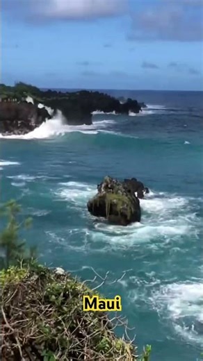 Maui Hawaii 4k USA #amazing #hawaii #ocean #oceanview #vulcanic #travel #nature #waves