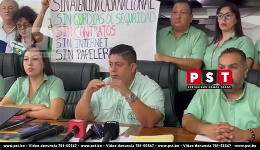 Periodismo Somos Todos Bolivia on Instagram: "CUATRO MESES SIN SUELDO: PERSONAL DE SALUD DA 48 HORAS AL ALCALDE Y ADVIERTE MEDIDAS POR CRISIS INSOSTENIBLE El personal de salud denunció que ha superado el límite de la tolerancia tras permanecer cuatro meses sin percibir salarios, situación que califican de inhumana e insostenible, por lo que otorgaron un plazo de 48 horas al alcalde para que el municipio cancele los sueldos adeudados. Los profesionales cuestionaron la falta de empatía y de diálog