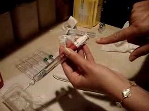 Giving myself a Gonal-F shot