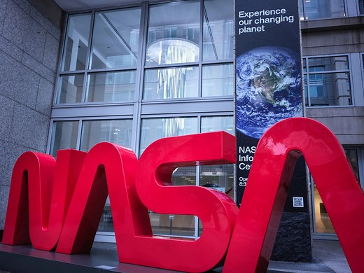 Visiting Headquarters - NASA