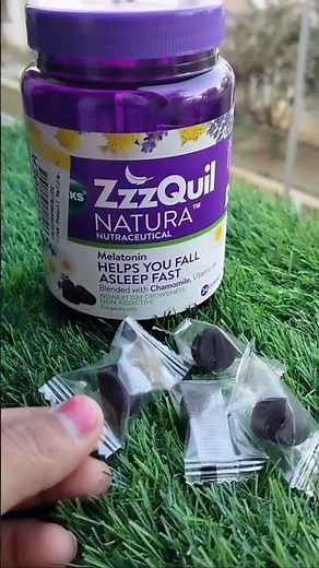 I'm unable to fall asleep,I use ZZZQuil Natura.consultdoctorfirst!#ZzzQuilNatura #BetterZzzBetterMe