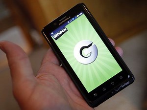 Groupon falls on merchant concerns