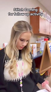 Roller coaster for cvc words! The roller coaster is a great visual for kids to segment each sound they hear in a word! I love the blue and red magnetic letters because it isolates the middle sound (vowel)! #phonics #segmentingsounds #vowels #tpt #tptseller #tptforkindergarten #teacherstyle #teachingonline #homeschool #homeschoolmom #studentteaching #reading #learntoread #sor #scienceofreading #heggerty #heggertyphonics #cvcwords #spelling #abcs #kindergartenteacher #primaryschoolteacher #teachin