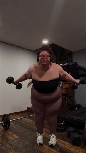 #plussize#fitnessmotivation #motivation #gymworkout #bodypositivity #plussizefashion #curvy #fitness