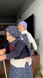 12M views · 361K reactions | Disfraces que se pueden hacer en casa. PARTE 3 ABUELA #halloween #disfrases | Caín Guzmán | Facebook