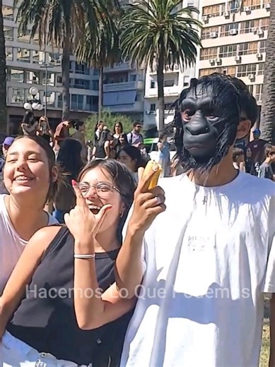 Más de la cobertura de Pablo Cayafa en la juntada #therian. #uruguay #animales #montevideo