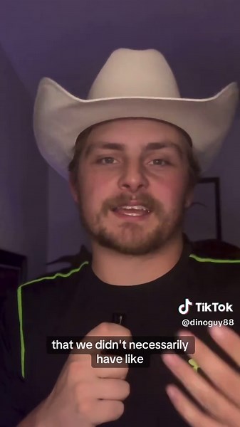 Accurate Depiction of Spinosaurus: Dinosaur Facts Revealed