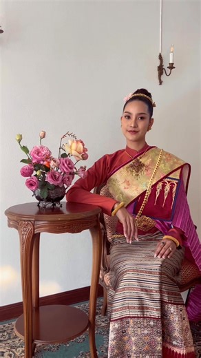 8.6K views · 757 reactions | Thai Woman in the Lanna Traditional Dress of Northern Thailand . Credit: tongkaveewat | Thai Culture to the World | Facebook