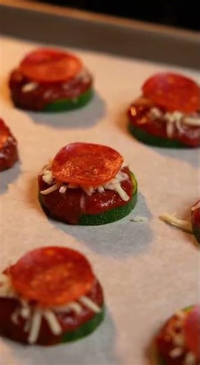Low Carb Zucchini Pizza Bites | Healthy Keto Snack (ASMR Cooking)
