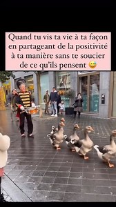 8 semaines pour transformer ton business en ligne en business de liberté ! Ça y est, t’as pris la décision de créer ton activité en ligne, peut être même que tu as commencé à créer du contenu et un lead magnet, mais tu ne sais pas vraiment par quoi commencer pour avoir des résultats. Peut-être même que tu n’es pas certaine d’avoir choisi la bonne idée de business, la bonne niche ou la bonne stratégie et que tu avances à l’aveugle en te demandant ce qui peut bien te manquer pour faire la différen