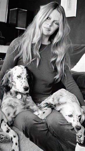 PETRA & JULIETTE on Instagram: "Brigitte Bardot, icône du cinéma et militante infatigable, a su marier sa beauté légendaire à une passion profonde pour la défense des animaux. À travers sa fondation, elle a consacré sa vie à protéger ceux qui n’ont pas de voix, dénonçant avec courage les injustices faites aux animaux dans le monde entier. Son engagement pour la cause animale a fait d’elle bien plus qu’une star, mais une véritable héroïne de la nature. Par son amour et sa détermination, Brigitte 