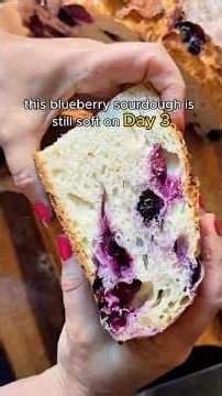 🫐Blueberry Sourdough Bread with Tangzhong (Soft for Days)