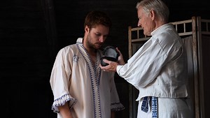 Midsommar star Jack Reynor spills his guts about that gnarly death scene