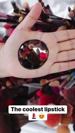 72K views · 226 reactions | The coolest lipstick   #reels #lipstick #greenscreen #makeup #viral #cool | Smitha Deepak | Facebook