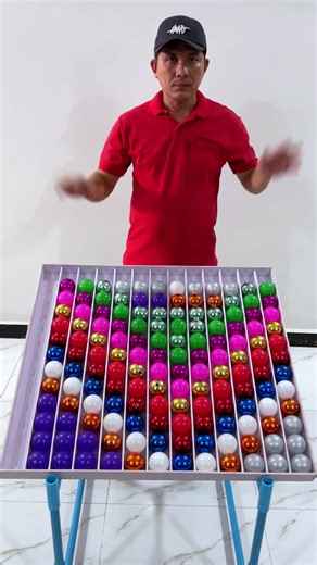 Master sorting coloball puzzle