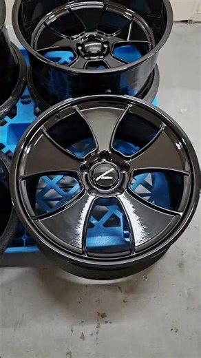 Check out these 22" Gasser Wheels in gloss black black 🫶