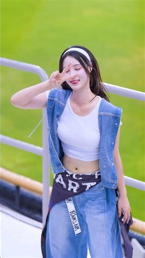 클래식 데이 기념 공연 고예지 치어리더 직캠 (1)