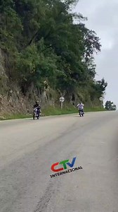 Como dicen en el pueblo.. "A estos le hiede la vida" Pero también es condenable la maniobra del trailero. | Canal 20 Copán Ruinas
