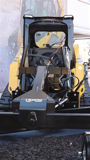 130 reactions | The star of the @gehlcompactequipment booth at Bauma! VT275 displayed with a new @manitou_worldwide grader! Follow @diggersanddozers and SUBSCRIBE to us on YouTube! #excavator #trucks #cat #caterpillar #liebherr #komatsu #hitachi #volvo #bobcat #jcb #hyundai #case #johndeere #heavyequipment #heavymachinery #constructionequipment #constructionmachinery #construction #demolition #quarry #mining #diesel #oilandgas #machine #machinery #operator | Diggers & Dozers | Facebook