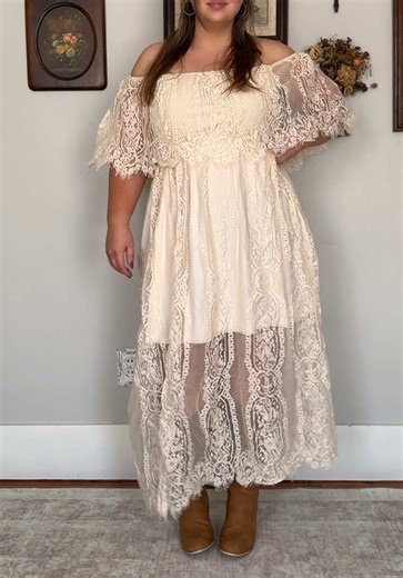 THE most stunning lace dress ever 🥹😭 #lacedress #summerdress #curvyfashion #plussizefashion #tiktokshopspringglowup