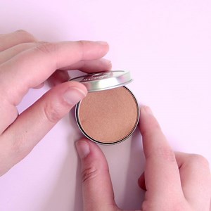 2.6K views · 86 reactions | Raise your hand if you'd like to receive a CARGO Cosmetics bronzer in your June bag? | Lip Monthly | Facebook