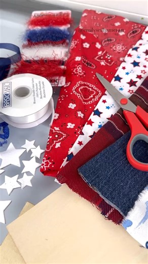 Patriotic craft idea using scrap fabric! 🎨#redwhiteandblue #diyideas #easycrafts #diy #tutorials #MemorialDay | Emily Seilhamer Art