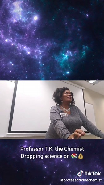 🚫📚💰👩🏽‍🏫 #tkthechemist #collegelife #studyhacks #teachersbetrippin #learnontiktok #chemistryclass #collegehacks🔥 #textbookhack