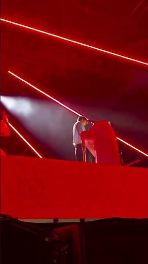 Charlie Puth performing Changes at the WaMu Theater in Seattle, WA / May 3 2026