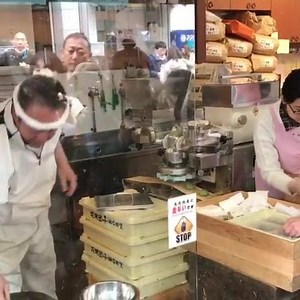 162K views · 198 reactions | +++GUARDATELO TUTTO+++ Come Si Preparano I Mochi In Giappone! | Boss Lifestyle | Facebook