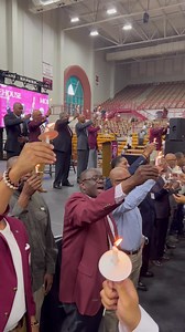 “You are now the Light of Morehouse!” The Alumni Rite of Final Passage Induction Ceremony came to an end as the graduating seniors sang the Morehouse College hymn with scores and scores of alumni, welcoming them to the graduate ranks. #morehousecollege #morehouseclassof2022 #morehousecelebrates22 #unapologeticallymorehouse #classof2022 #morehousealumni | Morehouse College