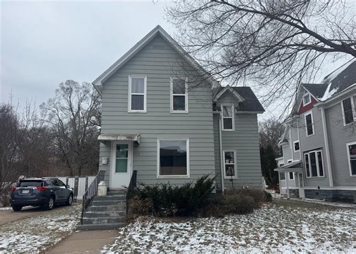 905 Barland St, Eau Claire, WI 54701 - MLS 1597546 - Coldwell Banker
