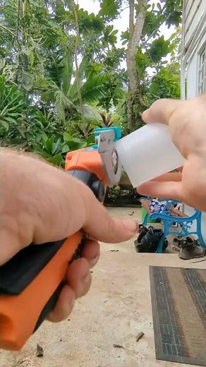 Motorized Plastic Bottle String Maker