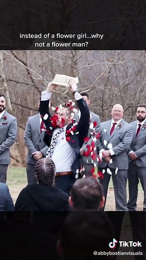 Hilarious Flower Man Dances to T-Pain at Wedding