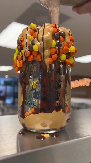 Is Shake It Up, Buttercup TikTok’s favorite shake?? Let us know in the comments⬇️ #LegendairyMilkshakeBar #legendairy #milkshake #nashville #nashvilleats #foodart