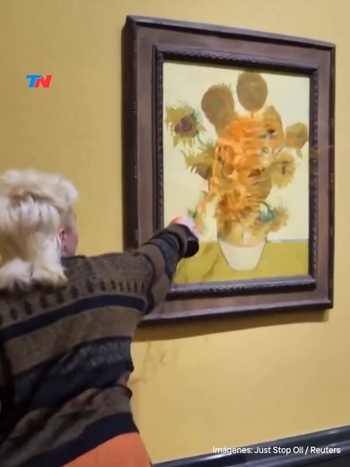 Activistas atacan 'Los girasoles' de Van Gogh en Londres