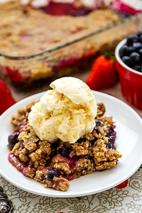 Mixed Berry Crisp